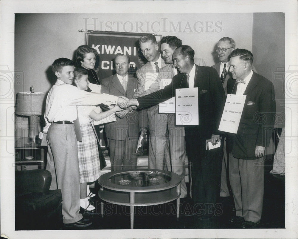 1955 Press Photo Annette Tosti Chicago Daily News Spelling Bee Winners Smiling - Historic Images