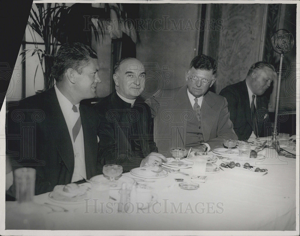 1935 Press Photo Gene Tunney Bishop B.J. Sheil Mayor Edward j. kelly - Historic Images