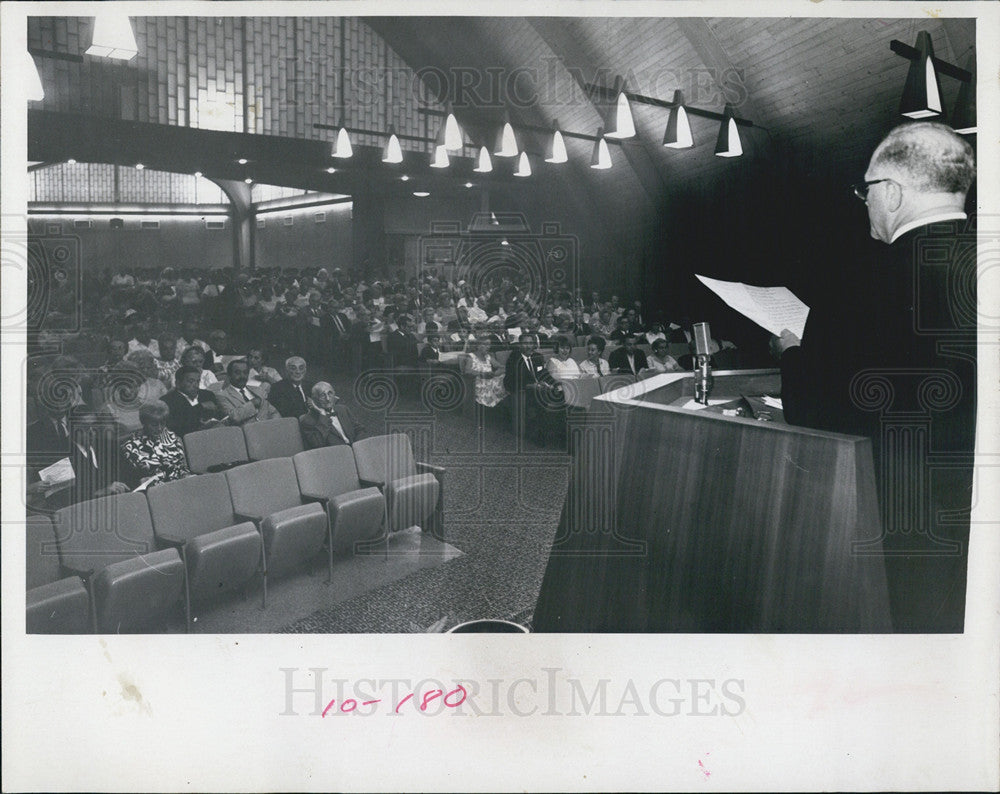 1967 Press Photo Rabbi Morris Chapman Temple Beth-El Israel Emergency Fund - Historic Images