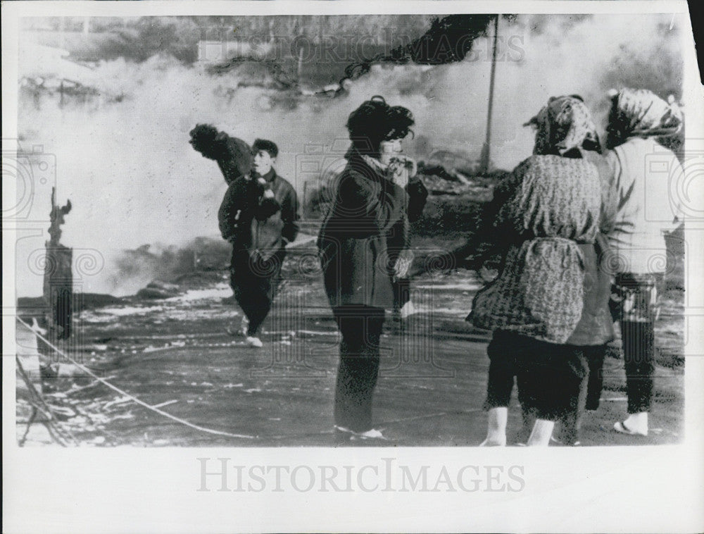 1965 Press Photo Town of Matomachi Japan on Fire More than 500 Buildings Burnt - Historic Images