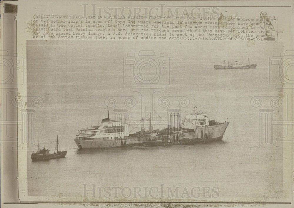 Press Photo Soviet Trawler.Steamed through areas where set of lobster traps. - Historic Images
