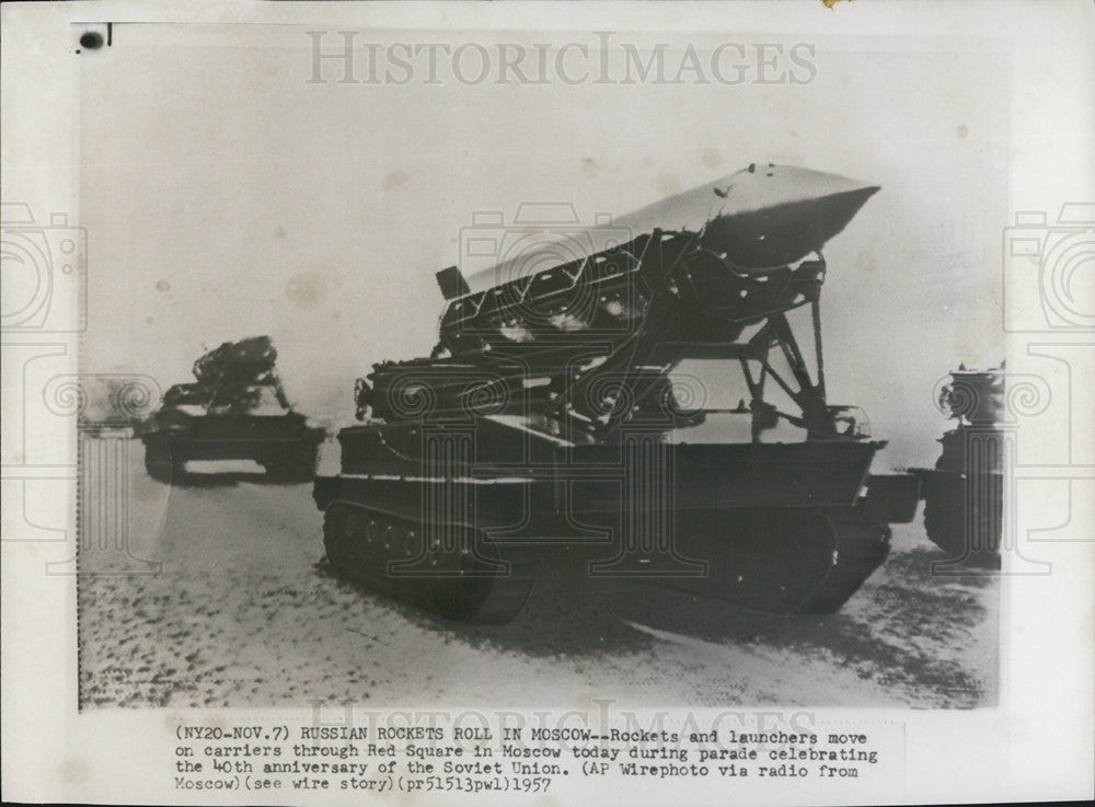 1957 Press Photo Russian Rockets Roll In Moscow Celebrating 40th Anniversary - Historic Images