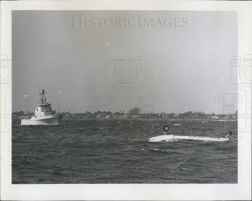 1963 Press Photo Military Helicopter Crash In St Petersburg, Florida - Historic Images