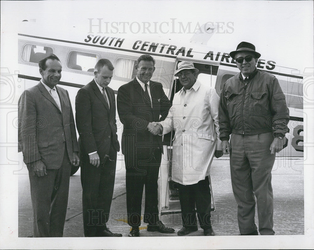 1984 Press Photo South central Airlines Dick Steiner - Historic Images