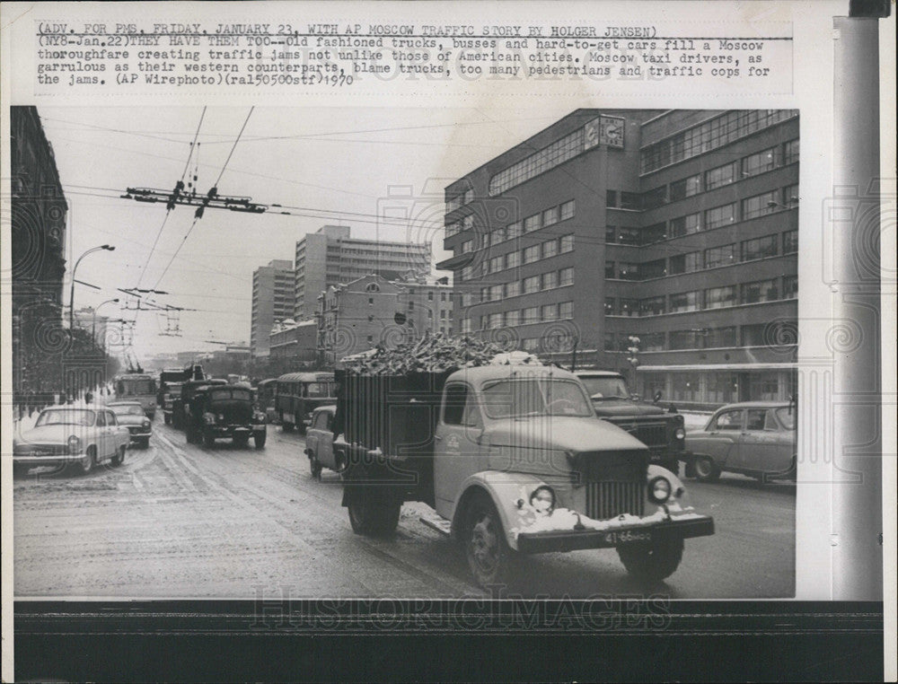 1970 Press Photo Old fashioned trucks in Moscow Russia - Historic Images