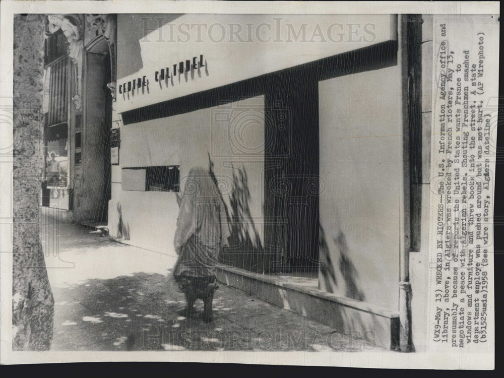 1958 Press Photo US Information Agency Algiers French Rioters - Historic Images