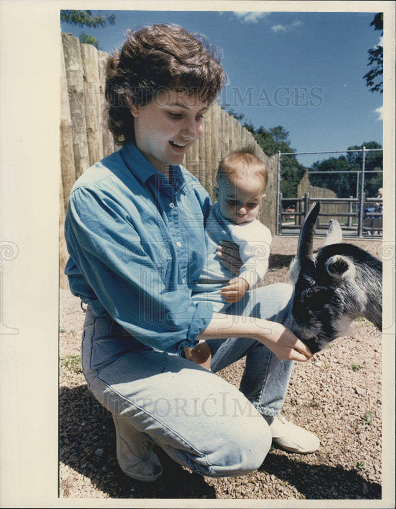 1987 Press Photo Goat at the Indian Boundry Park Zoo - Historic Images