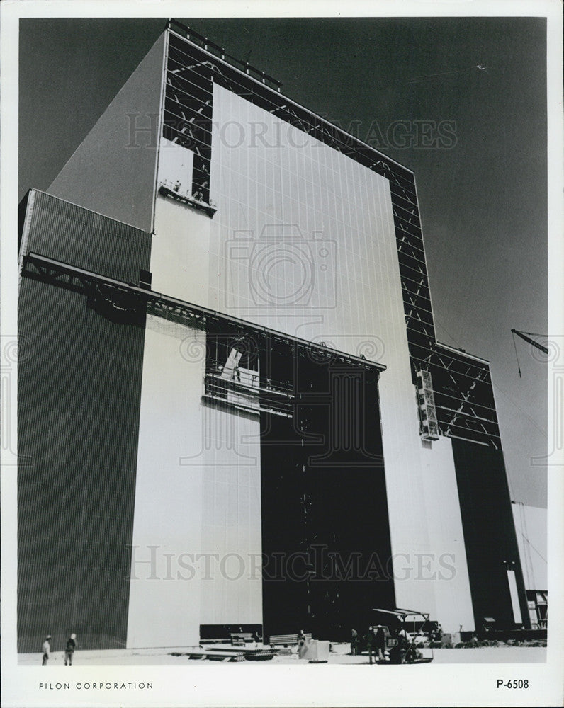 1965 Press Photo Fiberglass-Reinforced Panels For NASA Vehicle Assembly Building - Historic Images