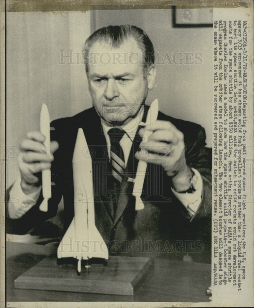 1972 Press Photo Acting Director of NASA Space Program Charles Donlan - Historic Images