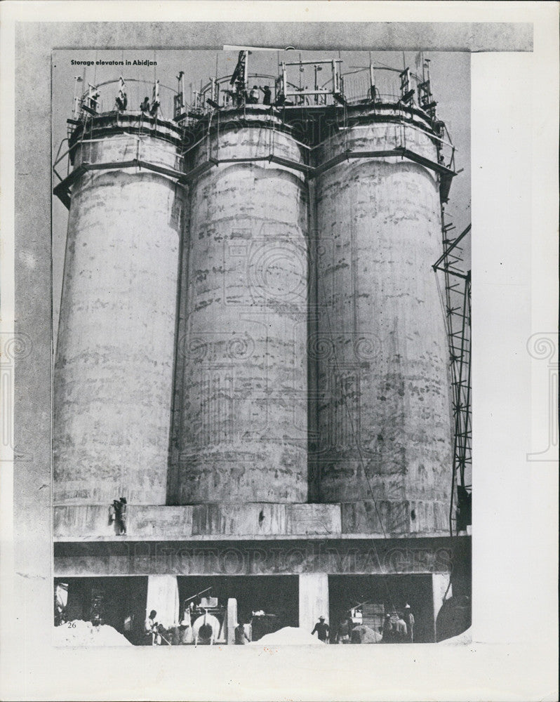 1961 Press Photo Massive storage elevators in Abidjan. - Historic Images