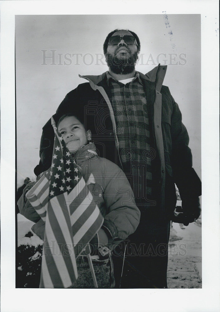 1991 Press Photo John Patton Lewis and daughter Kathleen at MLK Parade in Denver - Historic Images