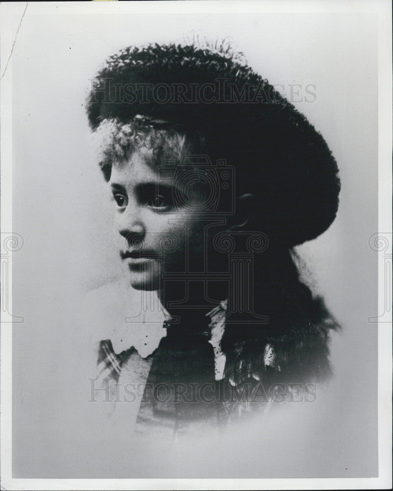 1974 Press Photo Portrait of Grace Peck, from the Peck House private collection - Historic Images