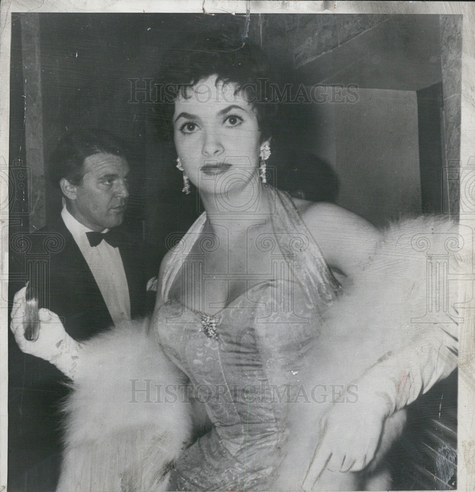 1955 Press Photo Italian Actress Gina Lollobrigida - Historic Images