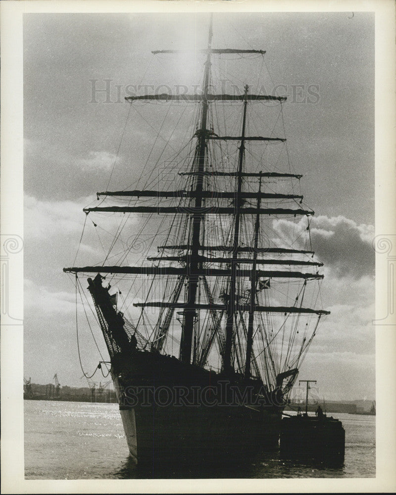 1963 Press Photo Navy training windjammer &quot;Gorch Fock&quot; - Historic Images