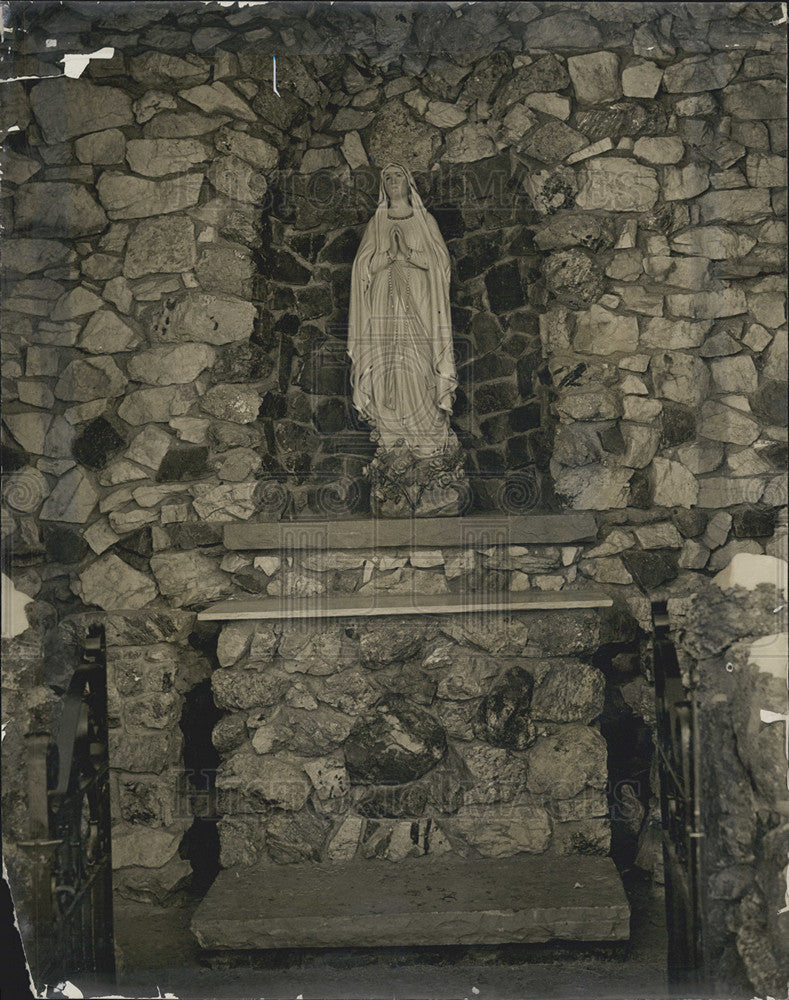 1931 Press Photo Shrine to Our Lady of Lourdes at House of Good. - Historic Images
