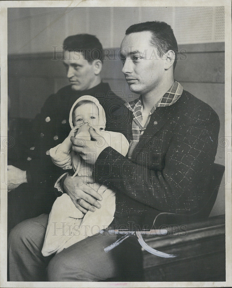 1957 Press Photo Douglas Fisher and daughter Delores Ann. - Historic Images