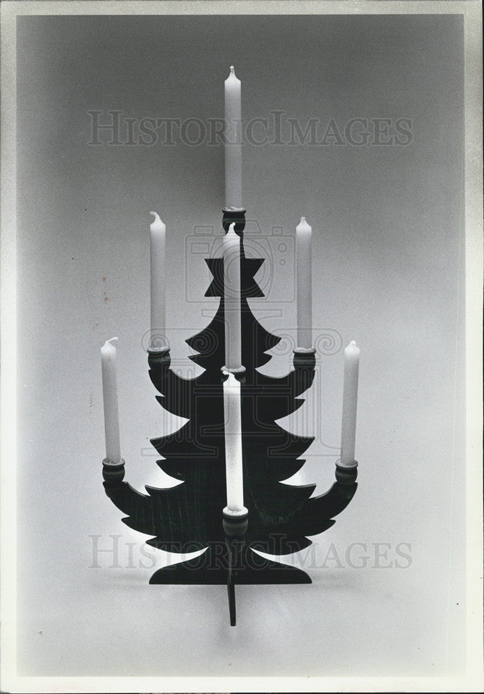 1981 Press Photo Christmas tree with Scandinavian design. - Historic Images