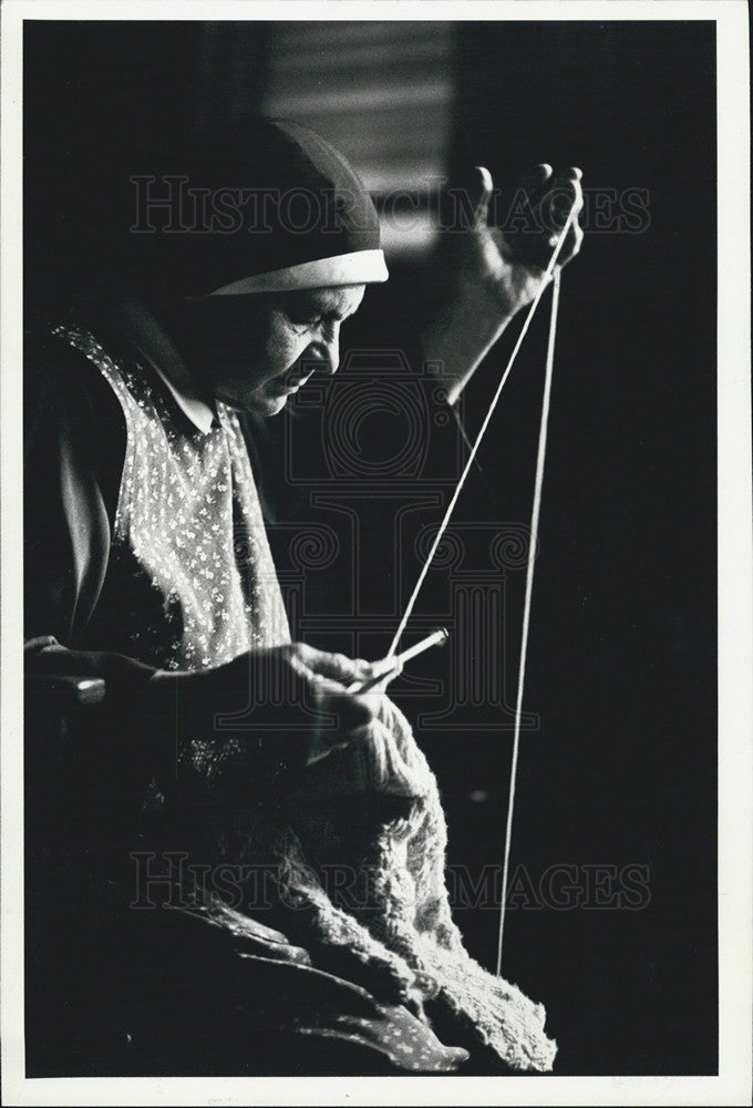 1980 Press Photo Sister Benigna, Scholastica's school. - Historic Images