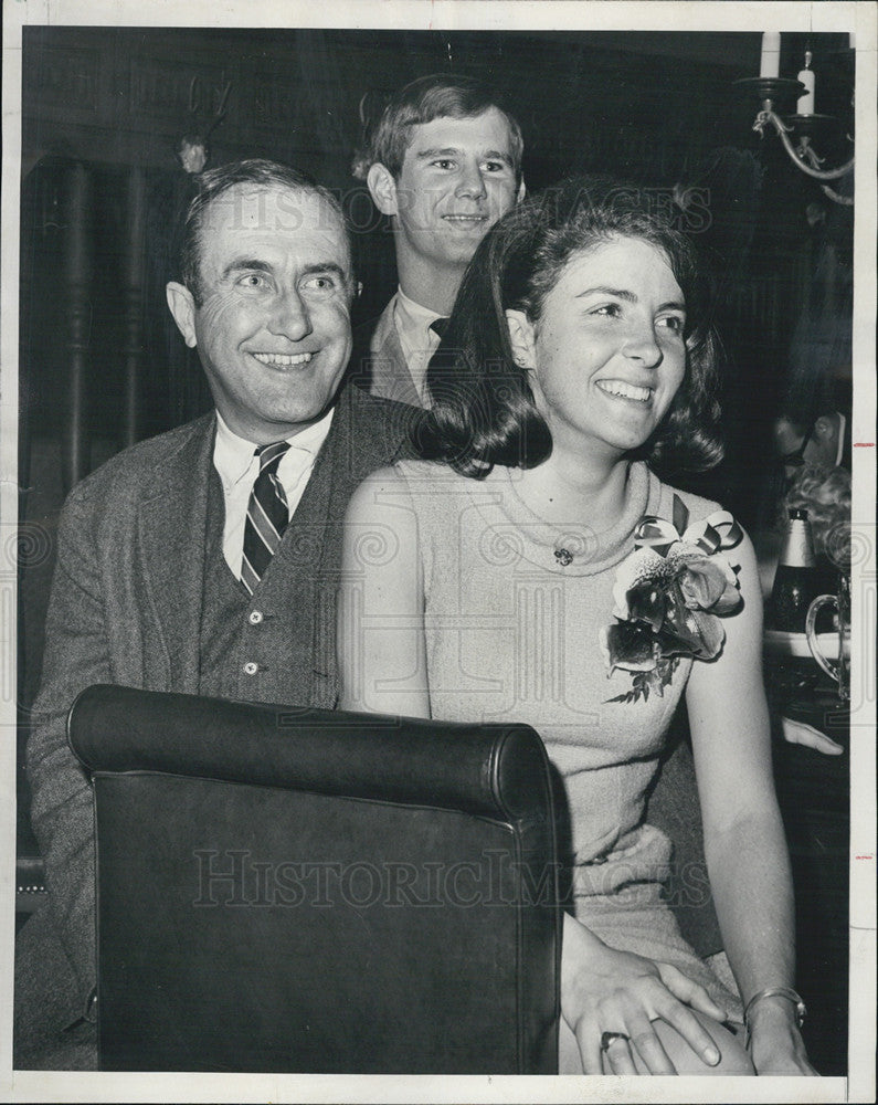 1969 Press Photo Carol Hofmann attends the American Horse Show convention - Historic Images