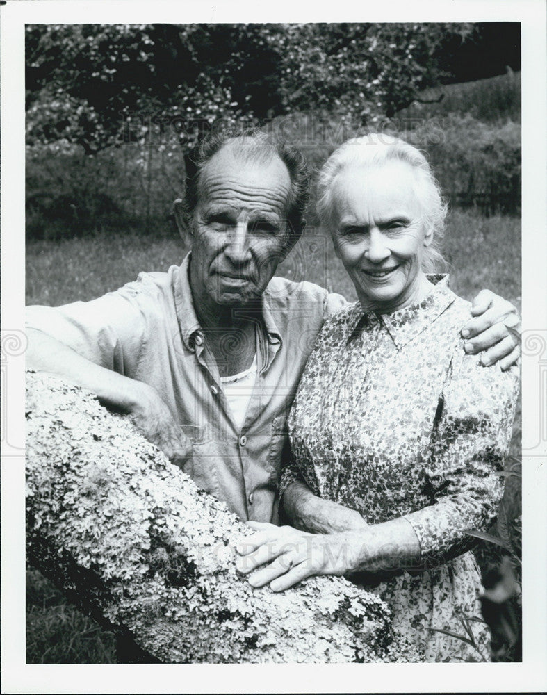 Press Photo Hume Croyn and Jessica Tandy of the show FoxFire - Historic Images