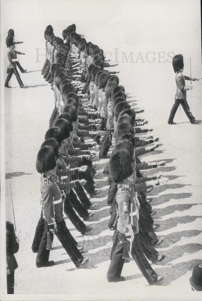 1961 Press Photo A troop of Great Britain Horse Guard. - Historic Images