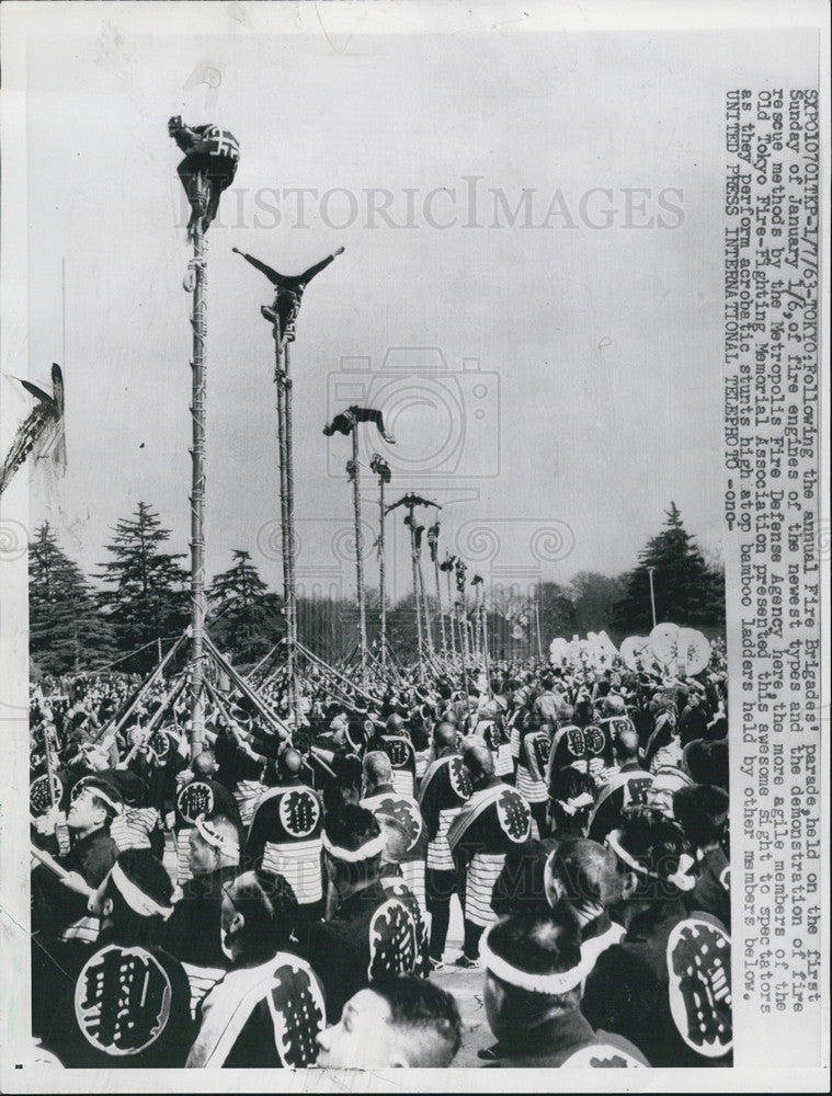 1963 Press Photo Acrobats perform during the annual Fire Brigades&#39; parade. - Historic Images