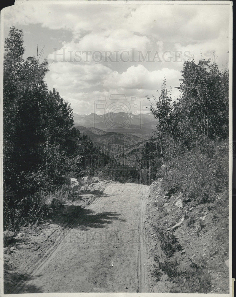 1965 Press Photo Soda Pass West Denver Mountains Ready Nature Lovers - Historic Images