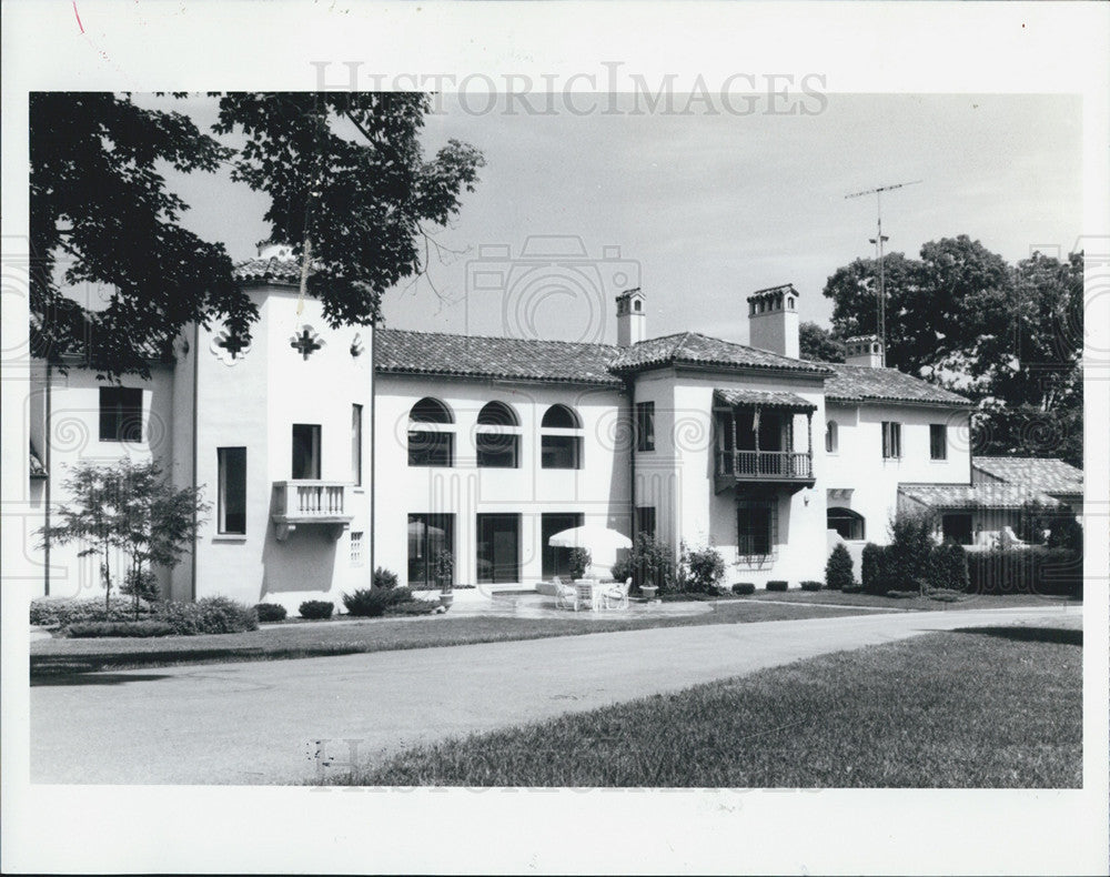 1991 Press Photo Spanish Style Villa is Lake Geneva Show House - Historic Images