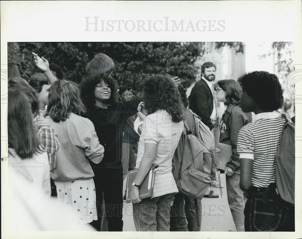 1983 Press Photo Lincoln School Students in Chicago During Teacher Protest - Historic Images