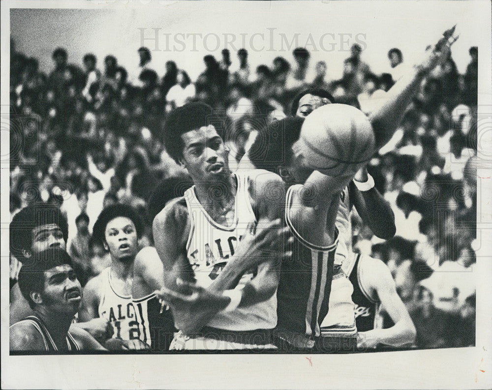 1971 Press Photo Tim Bryant Harian school basketball game Morgan Park - Historic Images