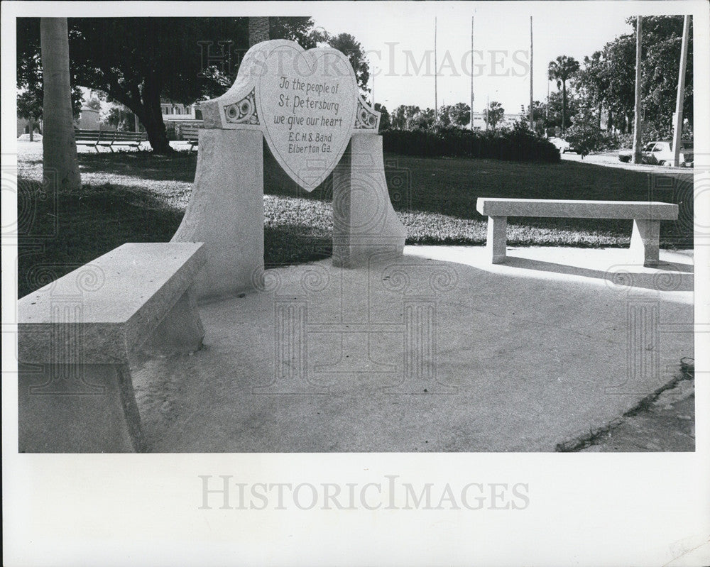 1976 Press Photo St Petersburg Heart of Stone - Historic Images