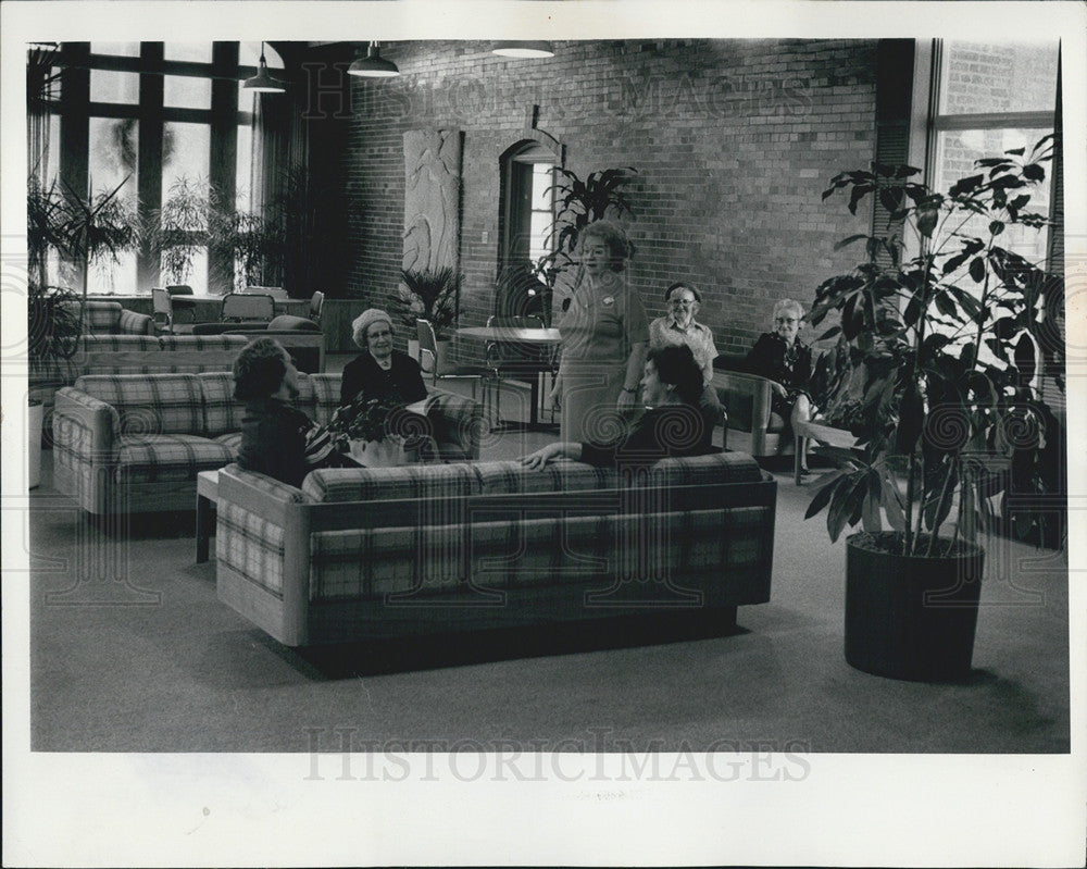 1978 Press Photo Diane Wendells Fregeau Award Winner Renovation 1929 Firehouse - Historic Images