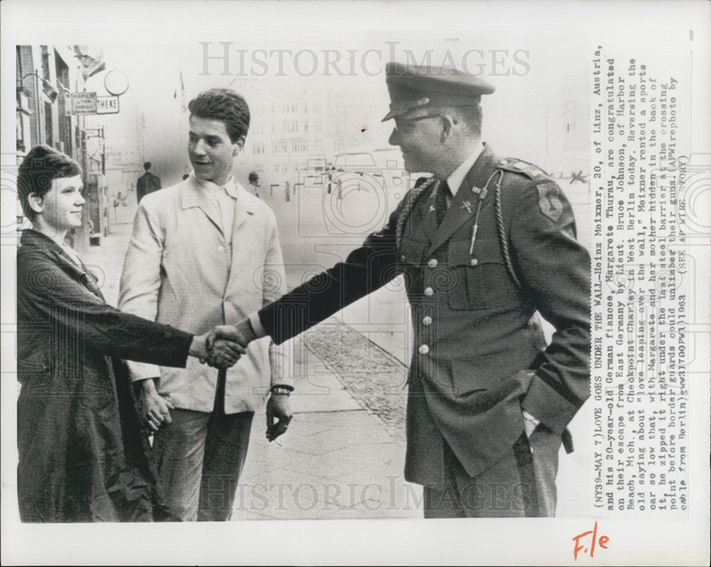 1963 Press Photo Engaged Couple, Meixner and Thurah, Escape East Germany - Historic Images