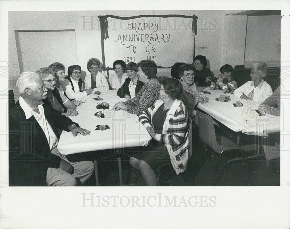 1981 Press Photo San Antonio Centennial Celebration At St Anthony School/Church - Historic Images