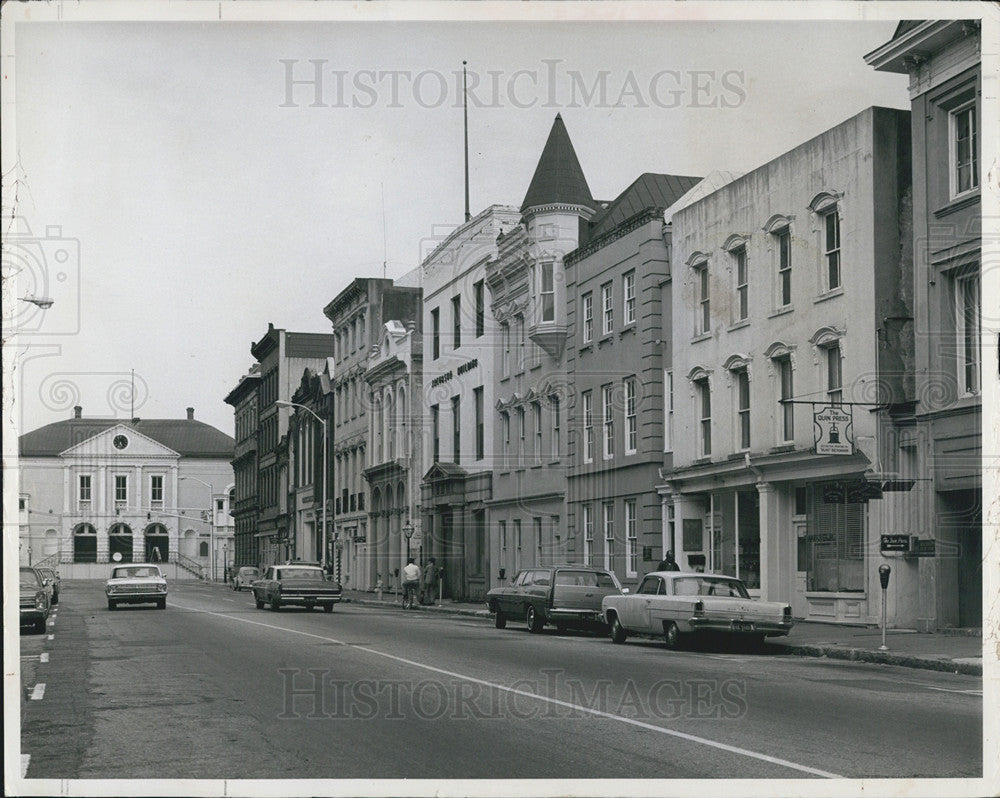1973 Press Photo Historic building Charleston SC Broad Street - Historic Images