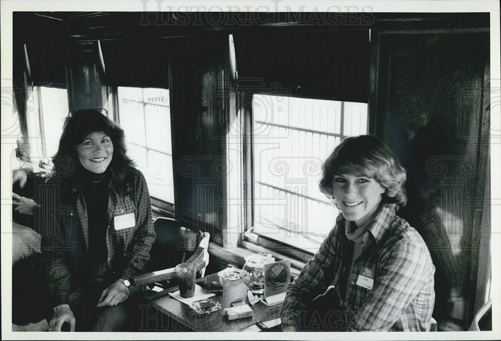 1982 Press Photo Durango Colorado riders in car gold mining - Historic Images