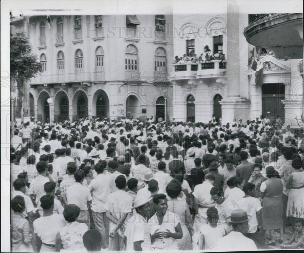 1959 Press Photo Canal Zone Panama Riots & Protestors - Historic Images