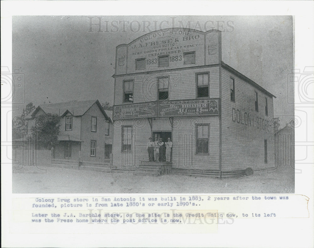 1987 Copy of Press Photo San Antonio Colony Store Drugstore - Historic Images