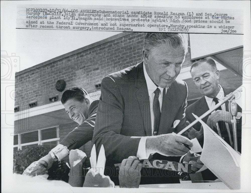 1966 Press Photo Candidate Reagan And George Murphy At Hughes Aerospace Plant-LA - Historic Images