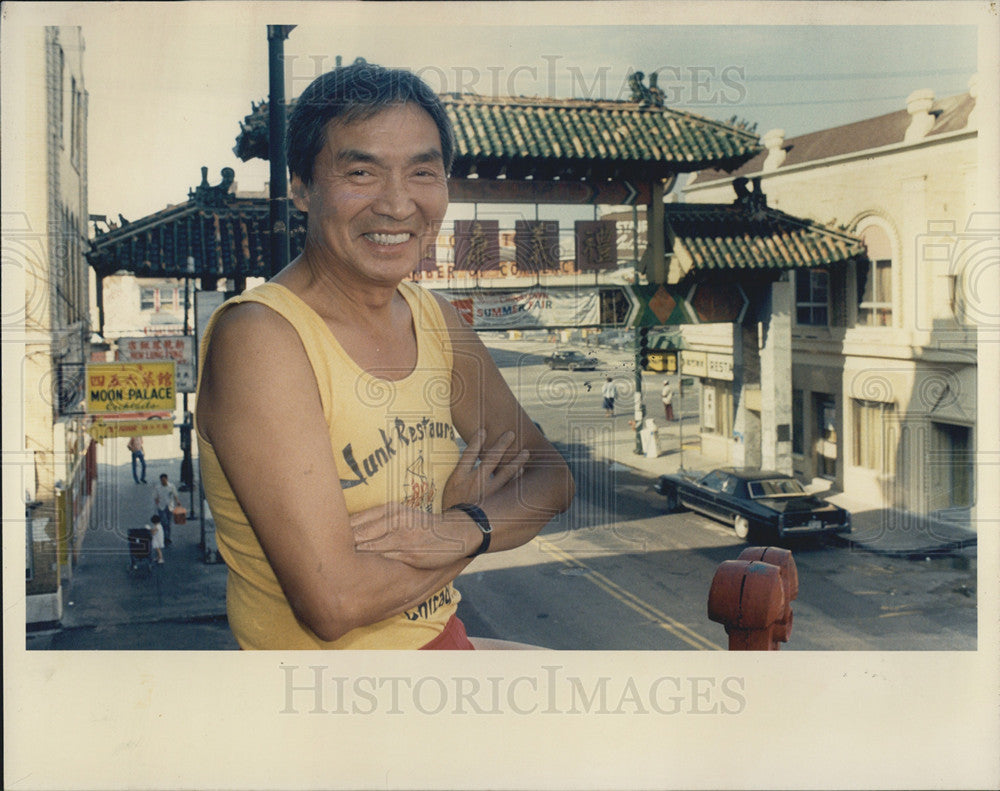 1987 Press Photo George C Cheung Ultramarathoner Is Unit Dir For Chgo Human Svcs - Historic Images
