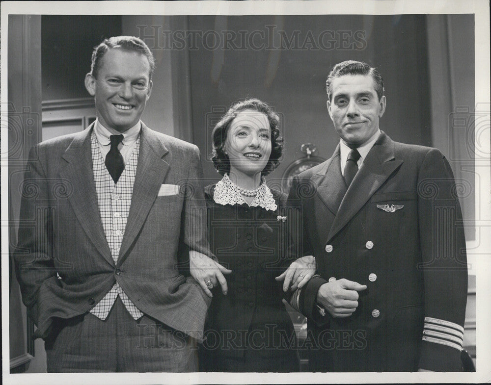 1956 Press Photo Flora Campbell, Marc Cramer &amp; Lawrence Webber stars in &quot;Valiant Lady&quot; - Historic Images