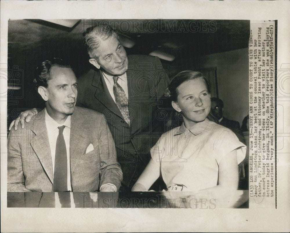 Press Photo Jerry Ann Lindstorm Daughter of Ingrid Bergman with Fatherand Lawyer - Historic Images