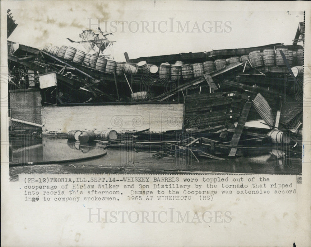 1965 Press Photo Whiskey Barrels From Distillery After Tornado in Illinois - Historic Images