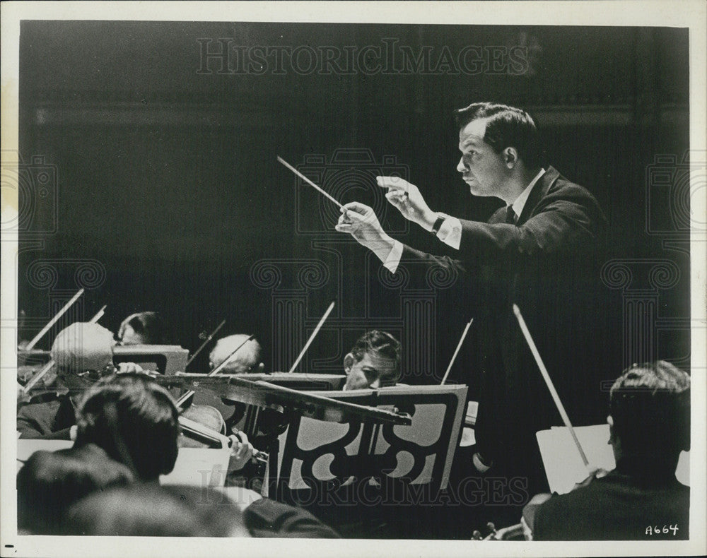 1986 Press Photo Assistant Conductor George Cleve Monte Carlo National Orchestra - Historic Images