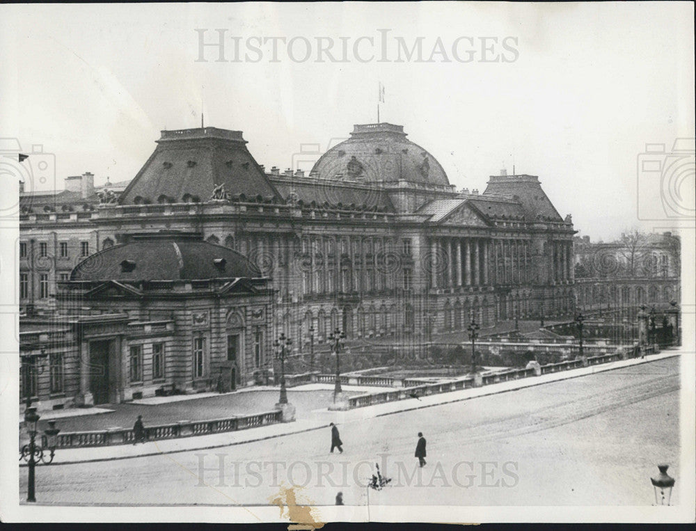 1934 Press Photo The Royal Palace of King Albert in Brussels, Belgium - Historic Images