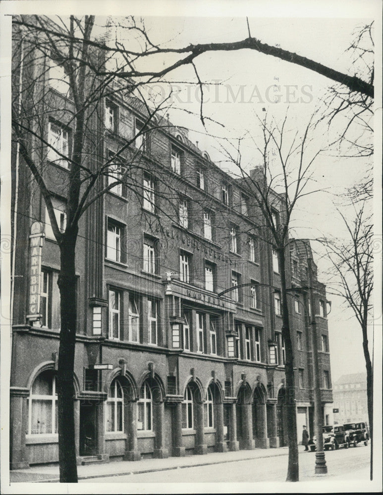 1935 Press Photo Outside view of the Wartburg House in Saarbruecken, Germany - Historic Images