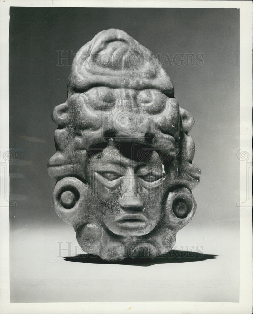 1962 Press Photo Jude Pendant Found in Mayan Tomb - Historic Images