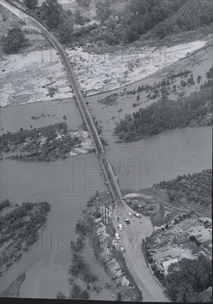 1965 Press Photo Arkansas Rover Floods Colorado Areas - Historic Images