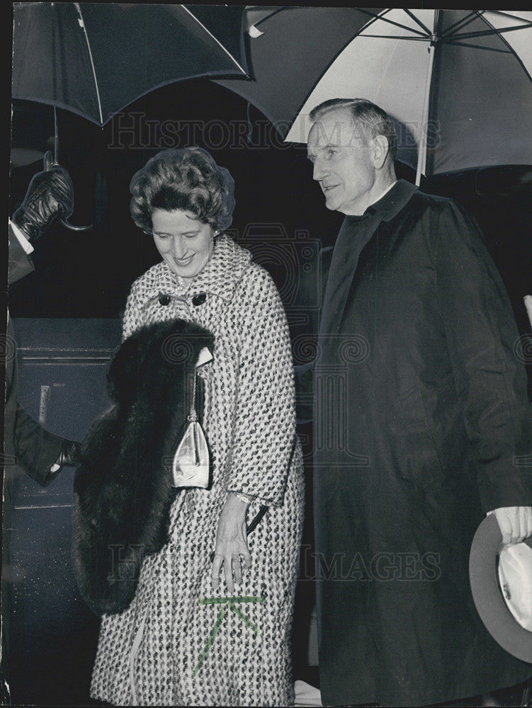 1967 Press Photo Senator And Mrs Charles Percy Attend Daughter&#39;s Wedding - Historic Images