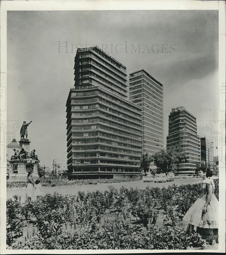 1956 Press Photo Paseo de lo Reforma In Mexico City Patterned After Paris - Historic Images